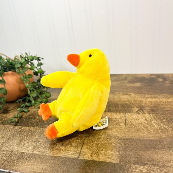 The Manhattan Toy Company 1996 5 in. Yellow Duck Bean Vintage Plushie RARE - Picture 5 of 10